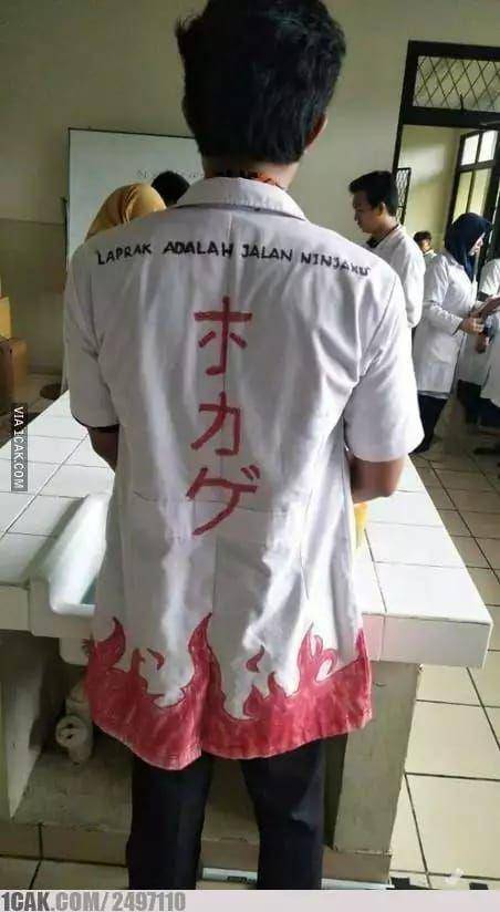 momen kocak saat praktikum (1cak.com/2497110)