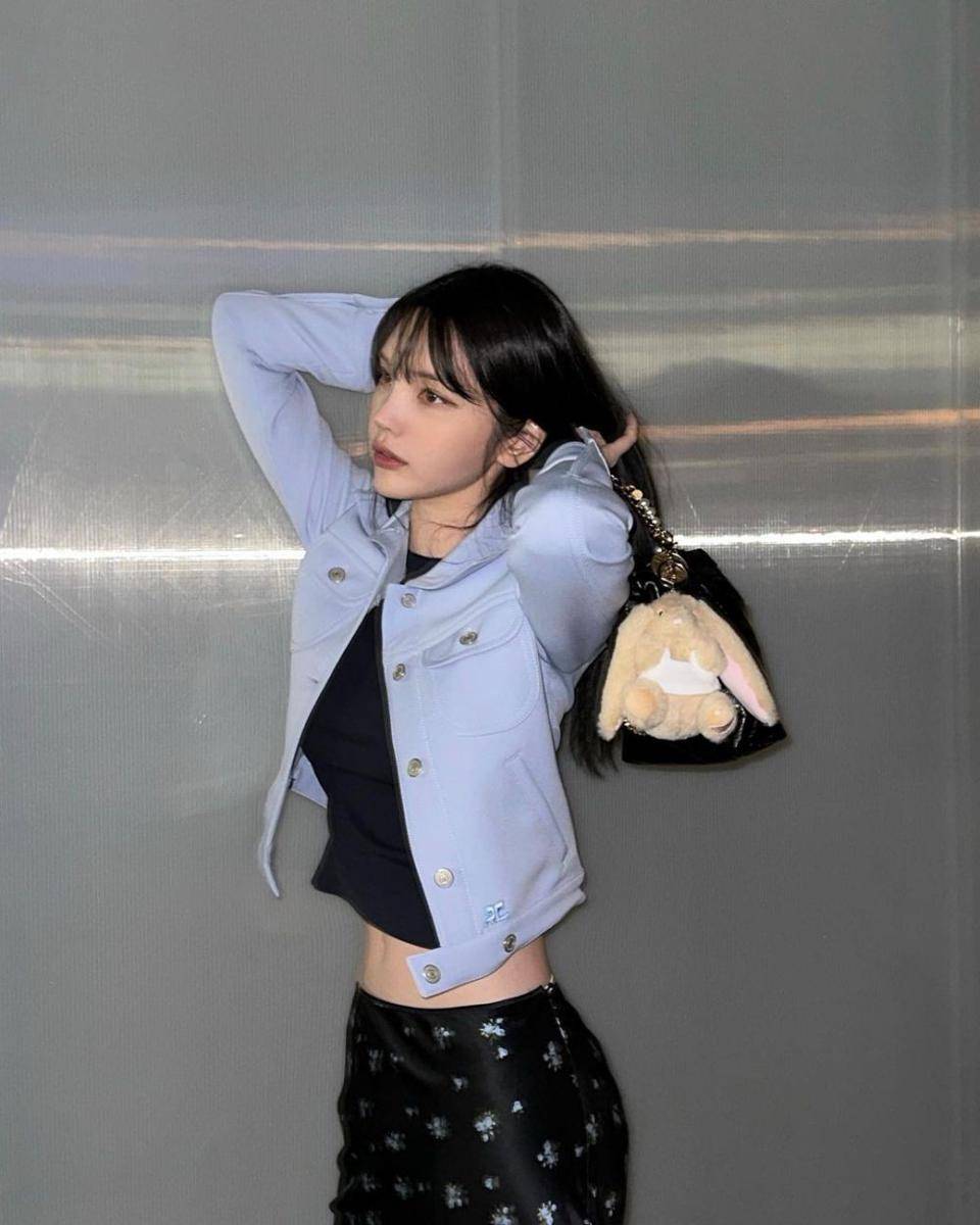 xooos (instagram.com/xooos_)