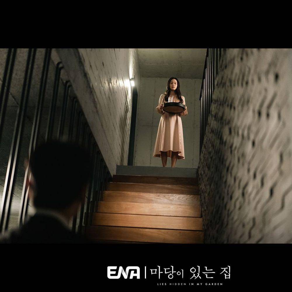 still cuts drama Lies Hidden In My Garden (instagram.com/