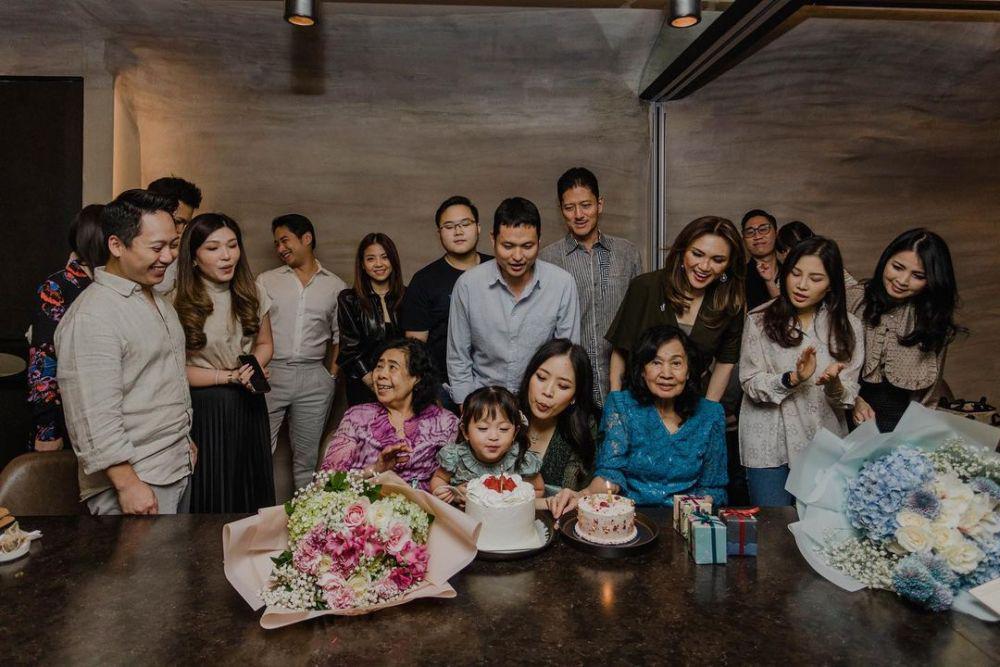 10 Potret Birthday Lunch Jessica Tanoesoedibjo, Bareng Keluarga Besar!