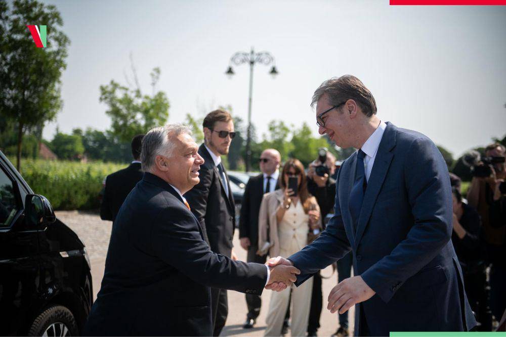 PM Hungaria, Viktor Orban saat bertemu dengan Presiden Serbia, Aleksandar Vucic, Selasa (20/6/2023). (facebook.com/orbanviktor)