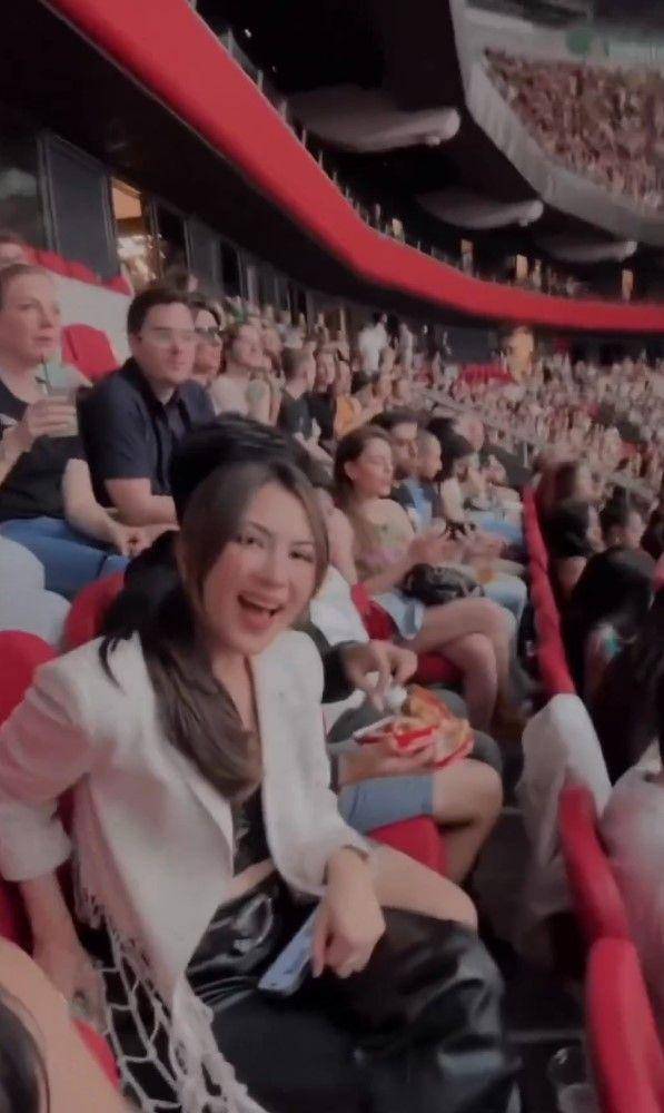Jessica Mila nonton konser Beyonce (instagram.com/pettyhasibuan)