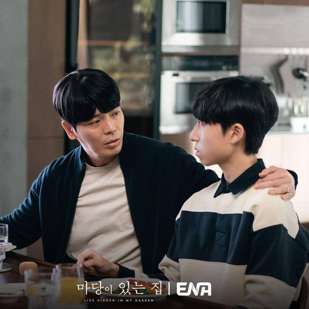 still cuts drama Lies Hidden In My Garden (instagram.com/