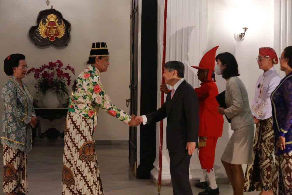 Sambut Kaisar Jepang, Sultan HB X Pamerkan Serat Baratayuda
