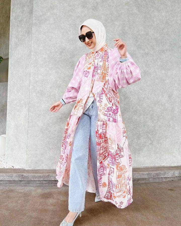 OOTD hijab (instagram.com/indirahapsari)