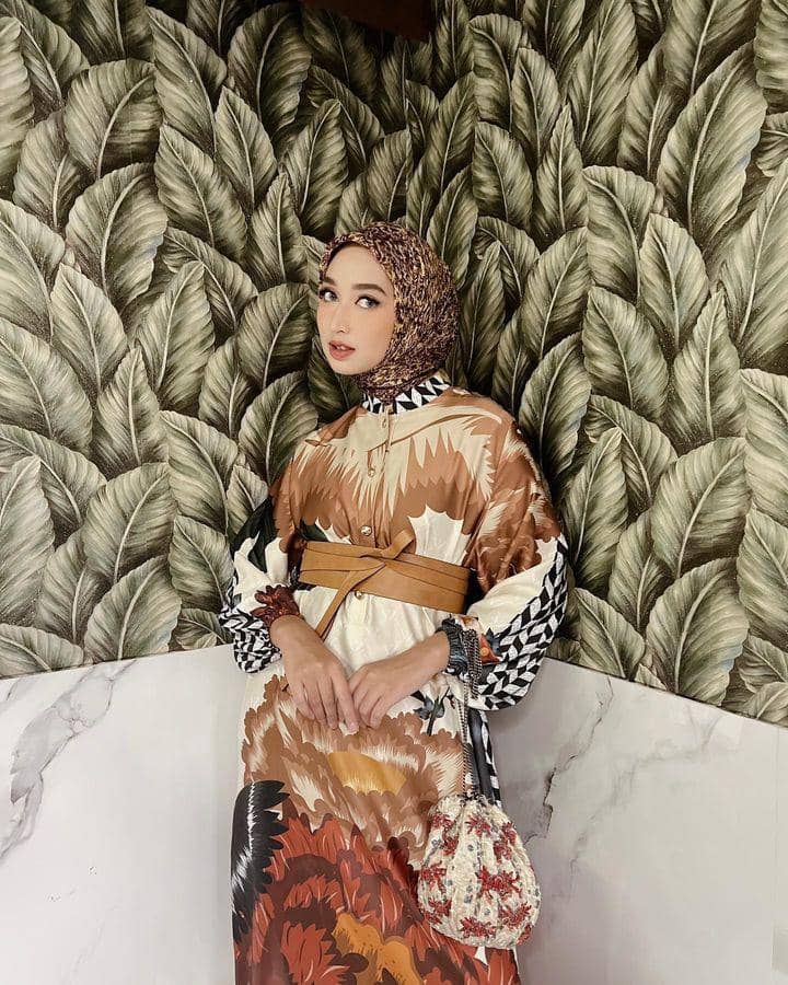 OOTD hijab (instagram.com/indirahapsari)