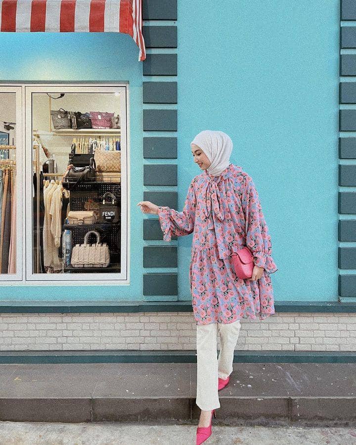 OOTD hijab (instagram.com/indirahapsari)