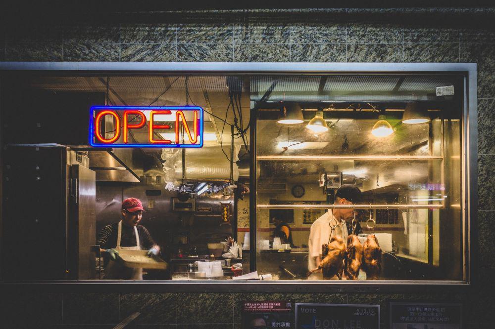 Pria Berkapak Mengamuk di Restoran China di Selandia Baru