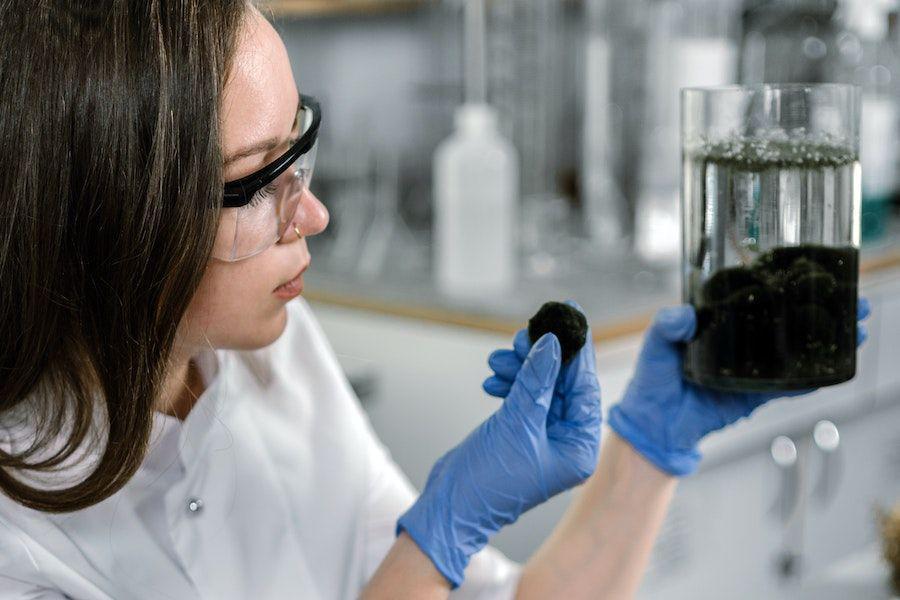 3 Perbedaan Bioteknologi Konvensional dan Modern, Pahami!