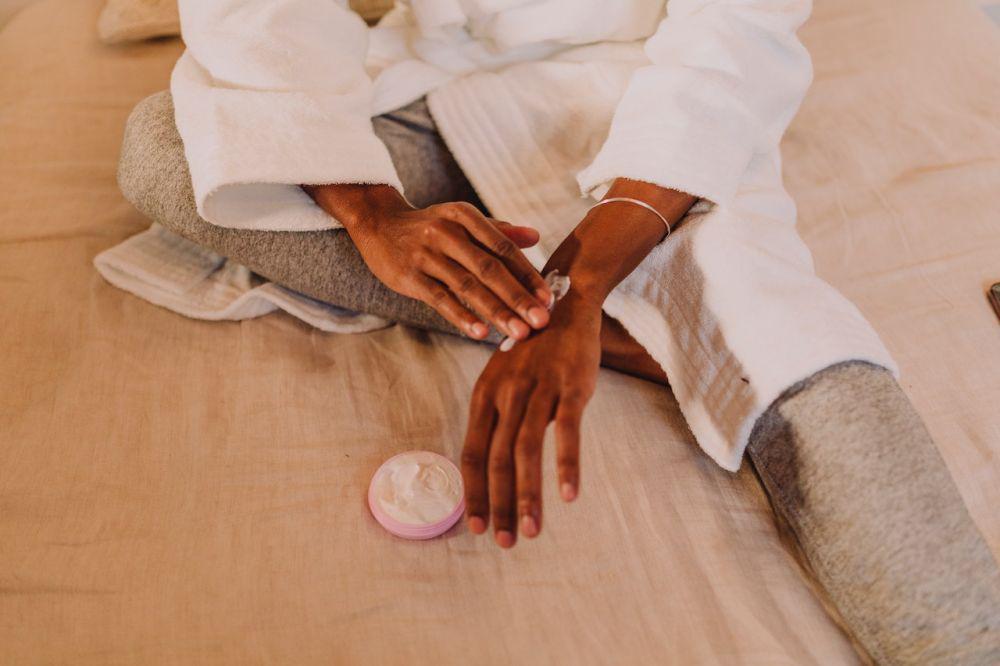 5 Kelebihan Body Scrub dengan Aroma Vanila, Mood Booster!