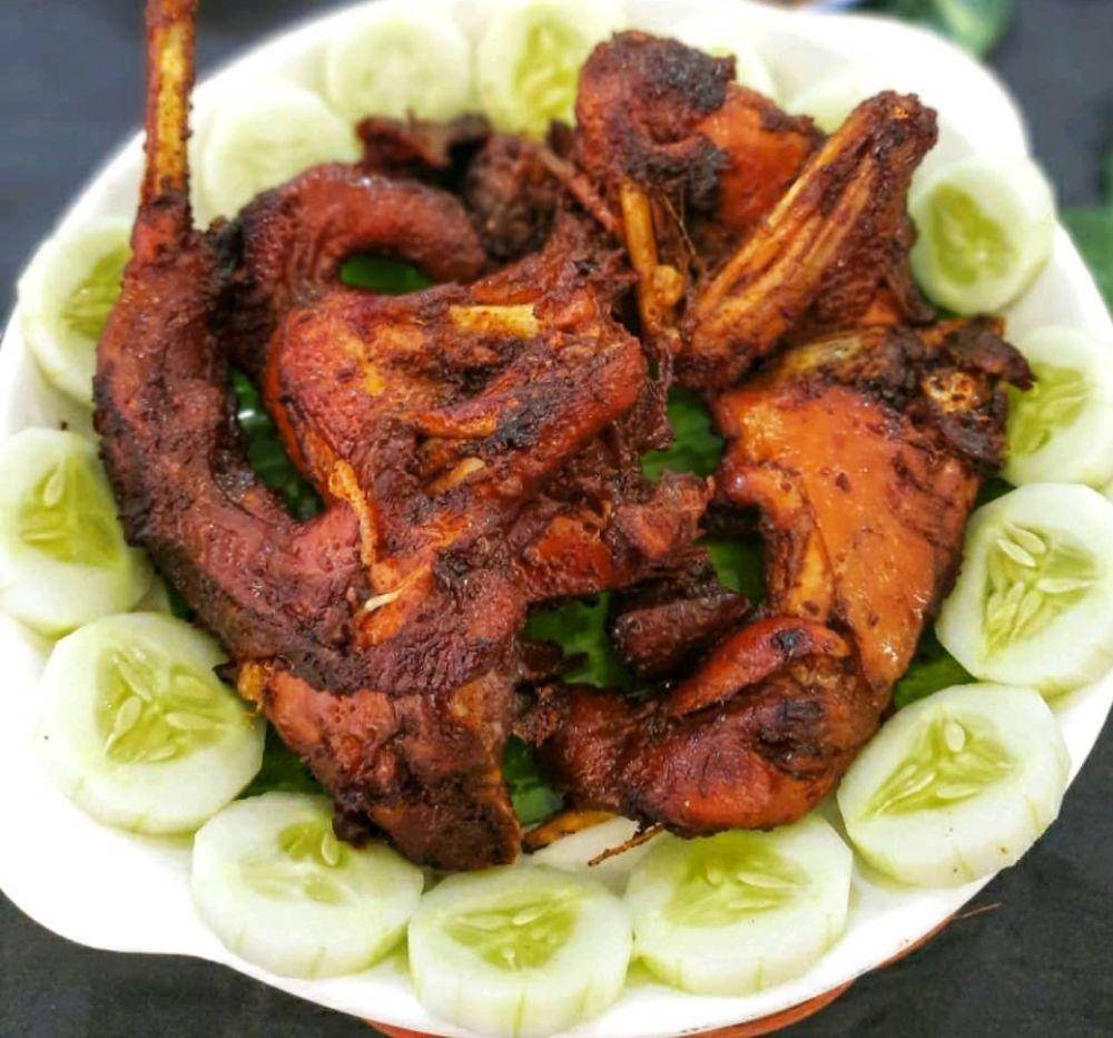 ilustrasi ayam goreng ungkep kecap (instagram.com/lisdawuisan)