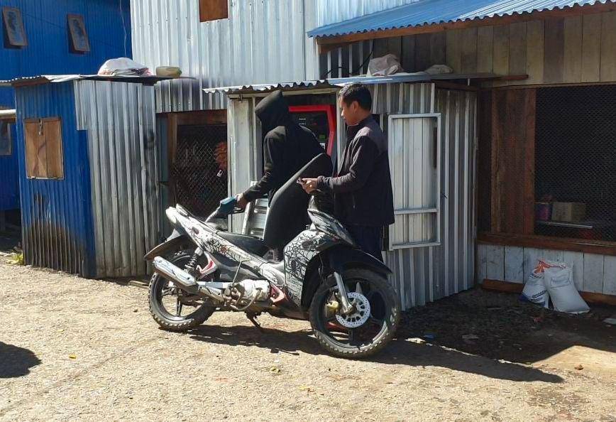 Salah satu pom mini di Kabupaten Puncak, Papua Tengah. (IDN Times/Endy Langobelen)