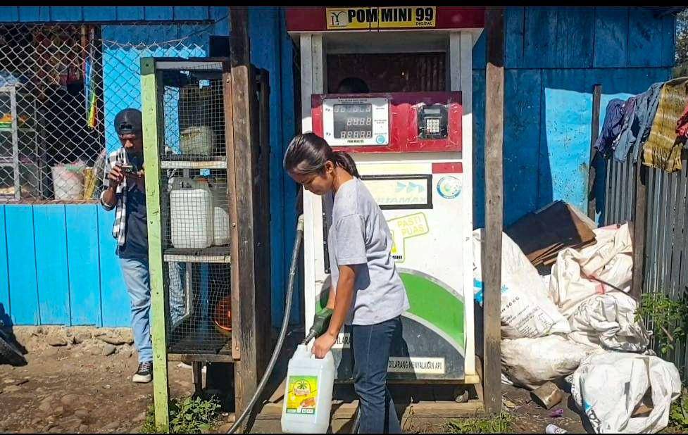 Salah satu pom mini di Kabupaten Puncak, Papua Tengah. (IDN Times/Endy Langobelen)