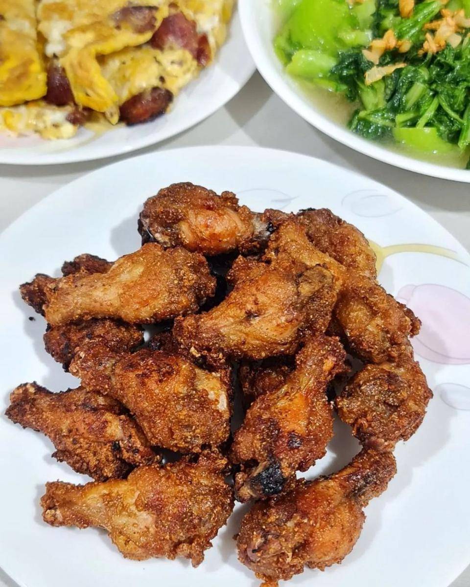 ilustrasi ayam goreng ungkep ketumbar (instagram.com/fen.z)