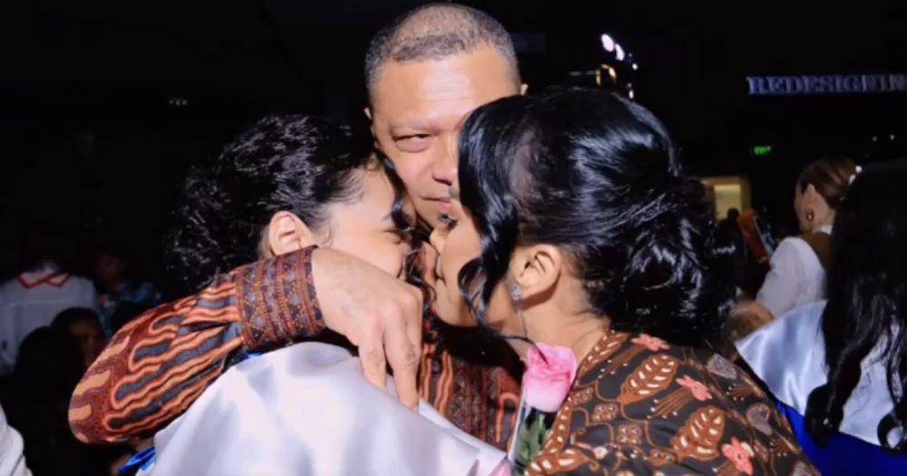 potret wisuda Amora Lemos (instagram.com/krisdayantilemos)