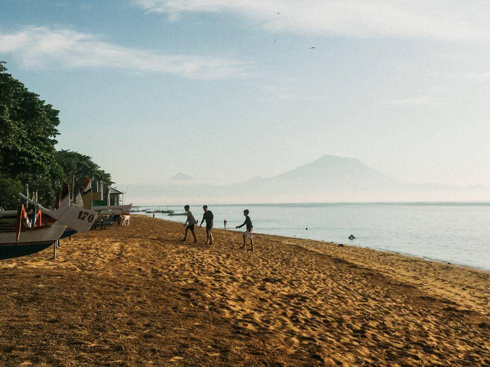 Sanur yang menyenangkan untuk bermain atau berolahraga di pagi hari (Dok.Pribadi/Natalia Indah)