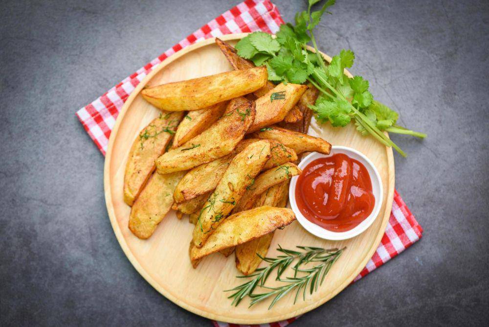 ilustrasi potato wedges (pixabay.com/Bigc Studio)