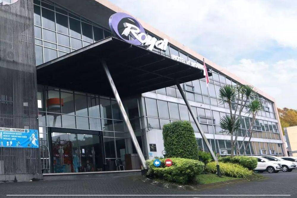 Royal Hotel n' Lounge Jember (instagram.com/royalhotelnloungejember)