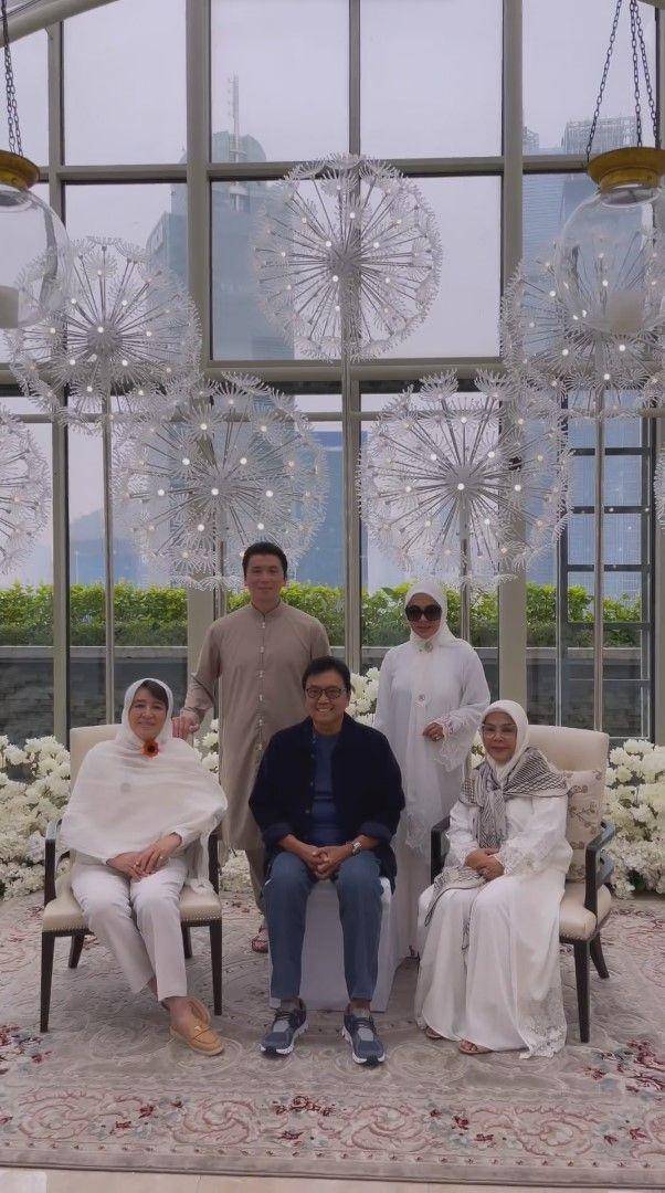 ultah Reino Barack ke-39 (instagram.com/princessyahrini)