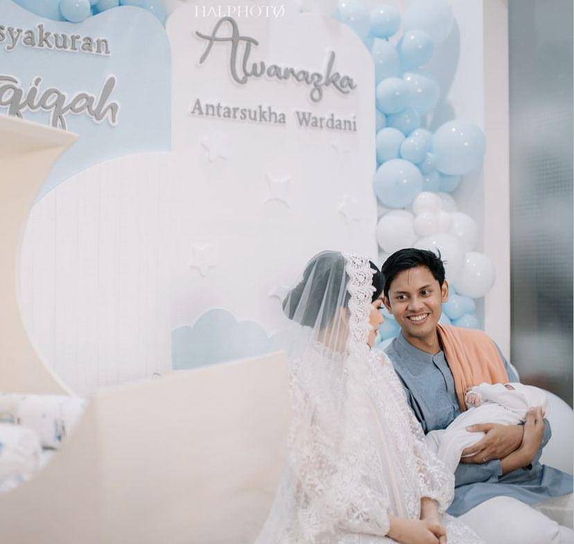 momen tasyakuran akikah baby Alva (instagram.com/ibnuwardani)