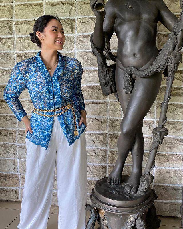 OOTD kebaya ala Rania Maheswari (instagram.com/raniaayamin)