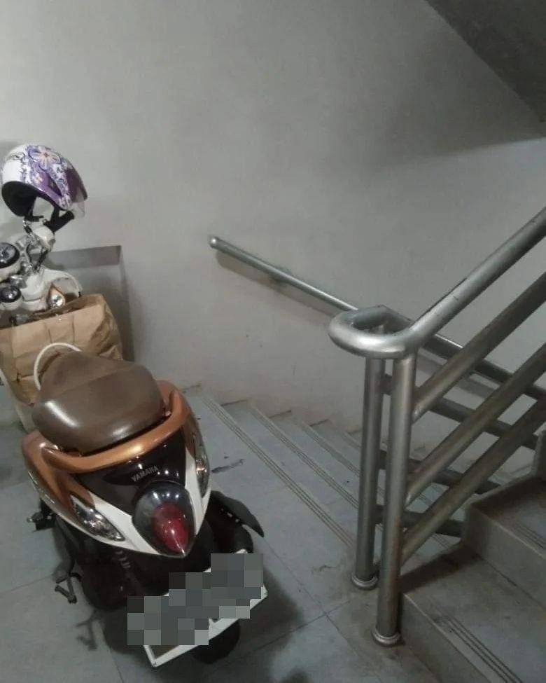 mahasiswa parkir motor sembarang (instagram.com/upi.parkir))