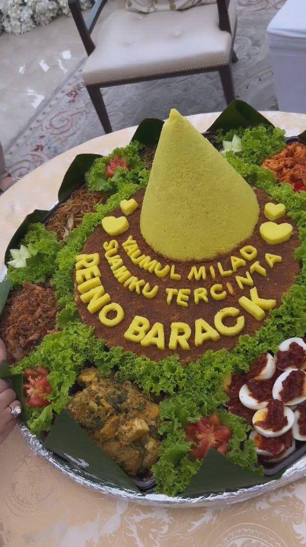 ultah Reino Barack ke-39 (instagram.com/princessyahrini)