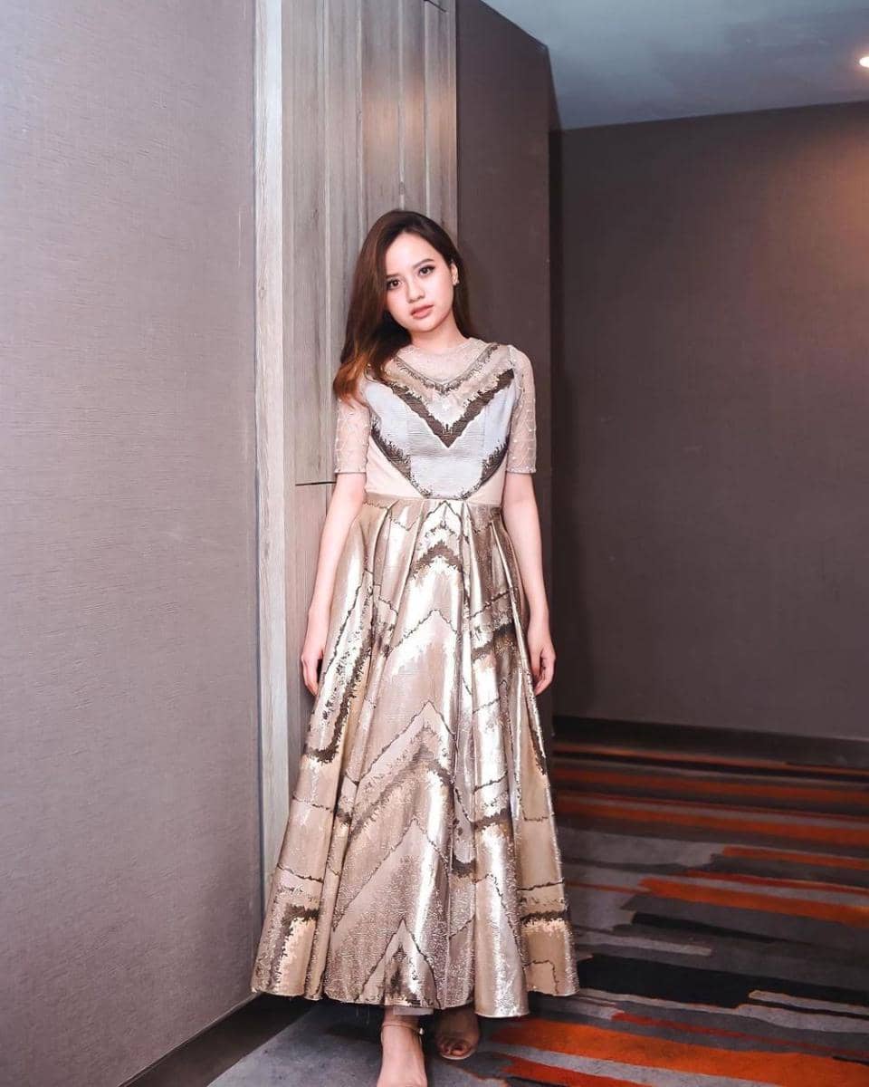 Baju pesta ala Anggi Marito (instagram.com/anggimarito)