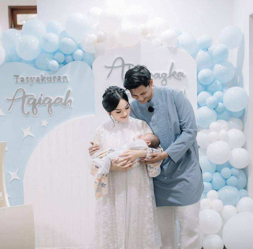 momen tasyakuran akikah baby Alva (instagram.com/ibnuwardani)