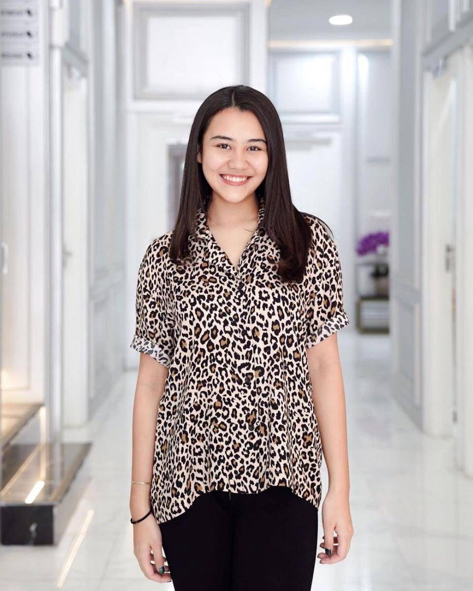 Koleksi baju motif Aaliyah Massaid (instagram.com/aaliyah.massaid)