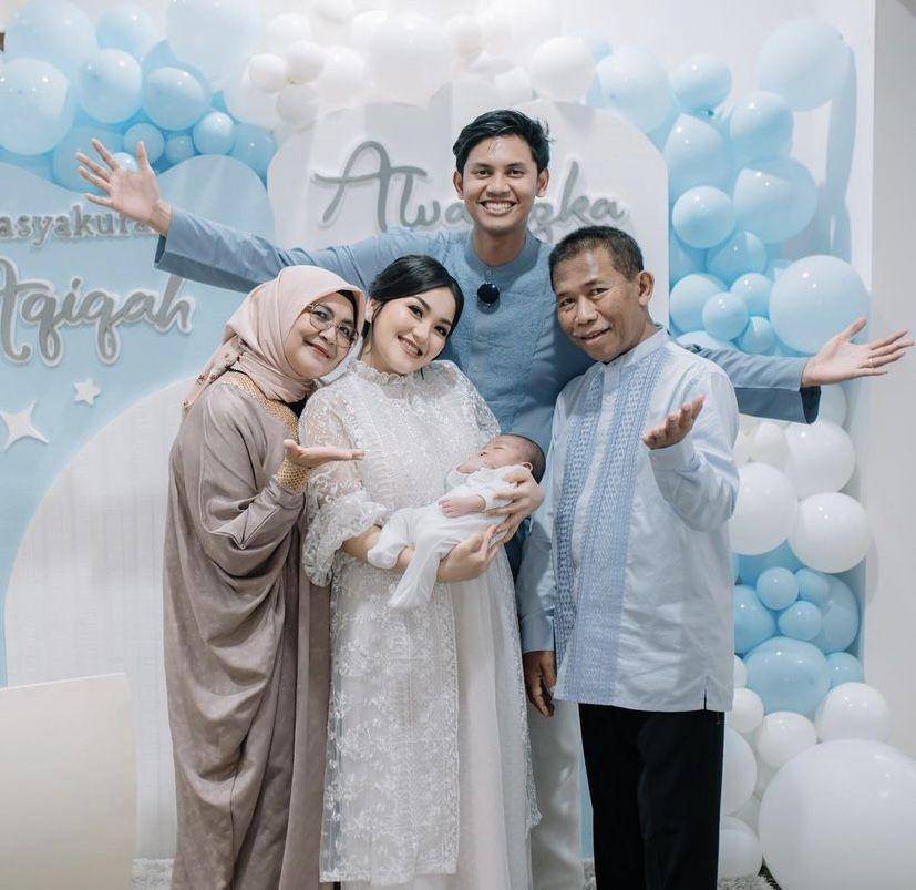 momen tasyakuran baby Alva (instagram.com/ibnuwardani)