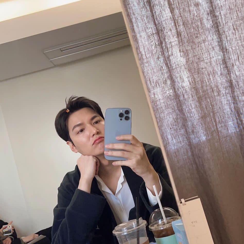7 Potret Lee Min Ho di Usia ke-36,  Aura Tetap Maksimal!