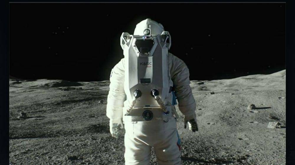 still cut film The Moon (instagram.com/cjenmmovie)