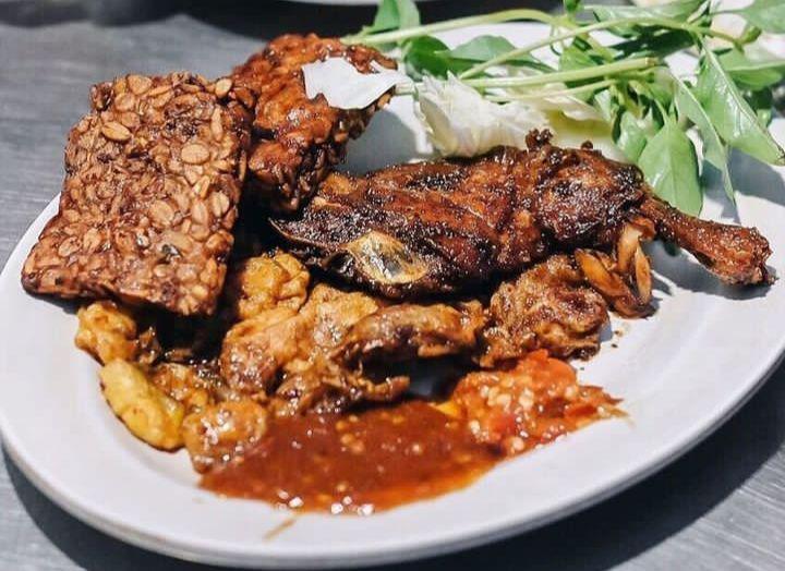 Resep Pecel Lele Lamongan, Rasa Gurih dan Pedasnya Menyatu Dilidah
