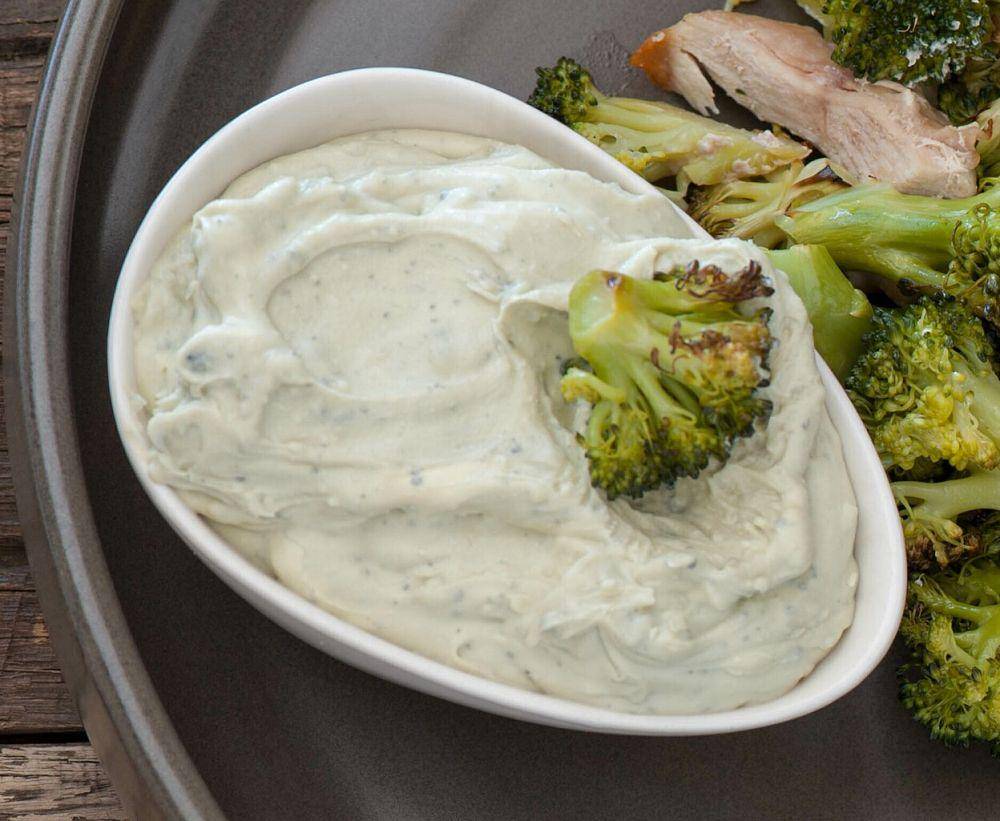 ilustrasi blue cheese dressing (commons.wikimedia.org/jules)