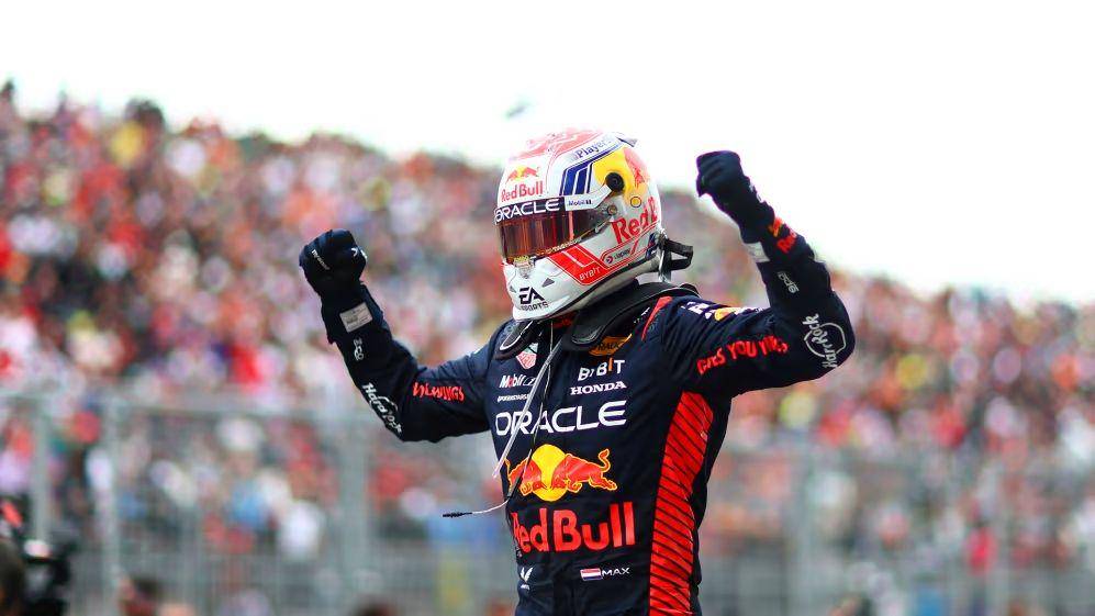 Max Verstappen berselebrasi usai finis pertama di GP Kanada 2023. (formula1.com)