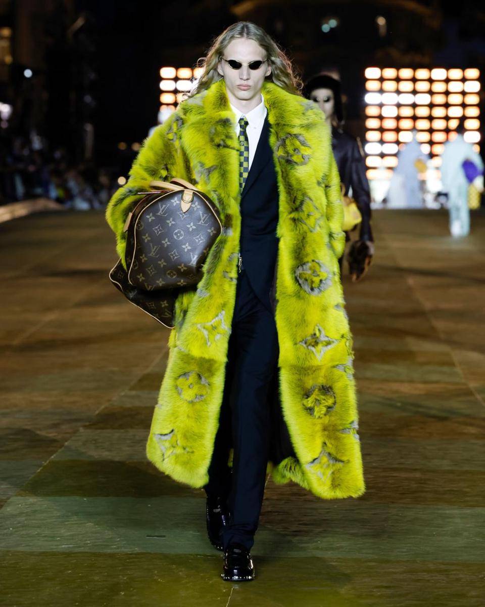 Menswear collection LV - LVERS (dok. Louis Vuitton)