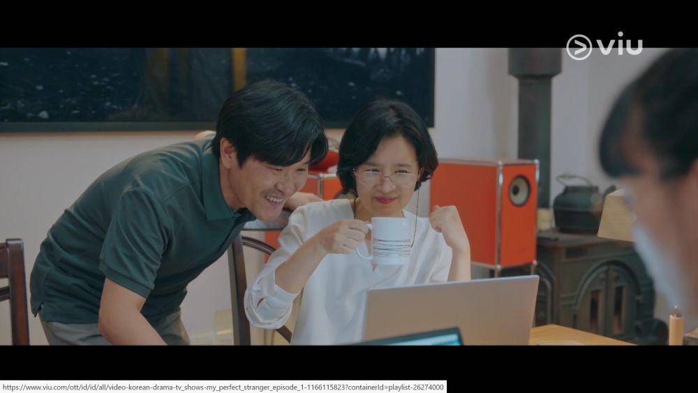 Lee Gyu Hoe dan Lee Ji Hyun di drama My Perfect Stranger (Dok. VIU/My Perfect Stranger)