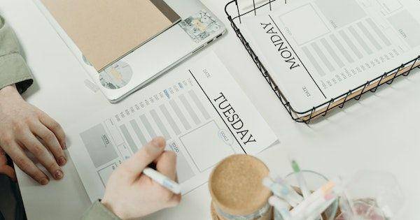 Ilustrasi membuat jadwal (pexels.com/cottonbro studio)