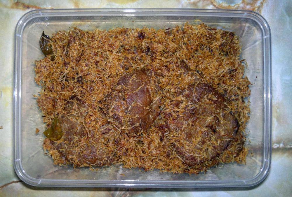 4 Tips Membuat Serundeng Daging yang Kering dan Tahan Lama