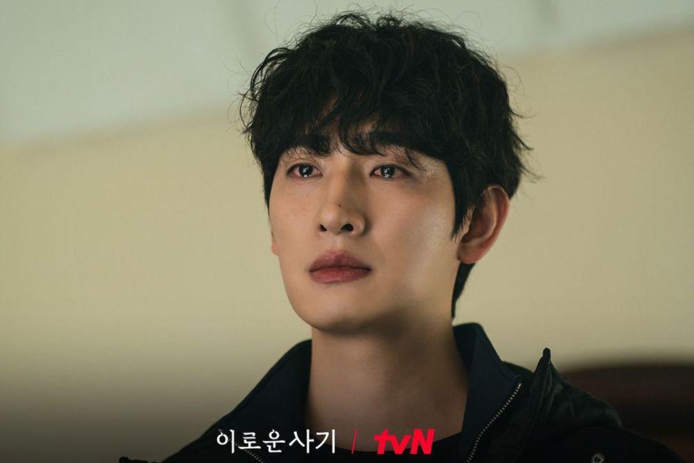8 Lika-liku Kehidupan Go Yo Han di Drakor Delightfully Deceitful