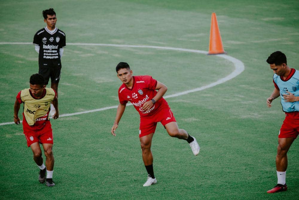 Kadek Agung (baliutd.com)