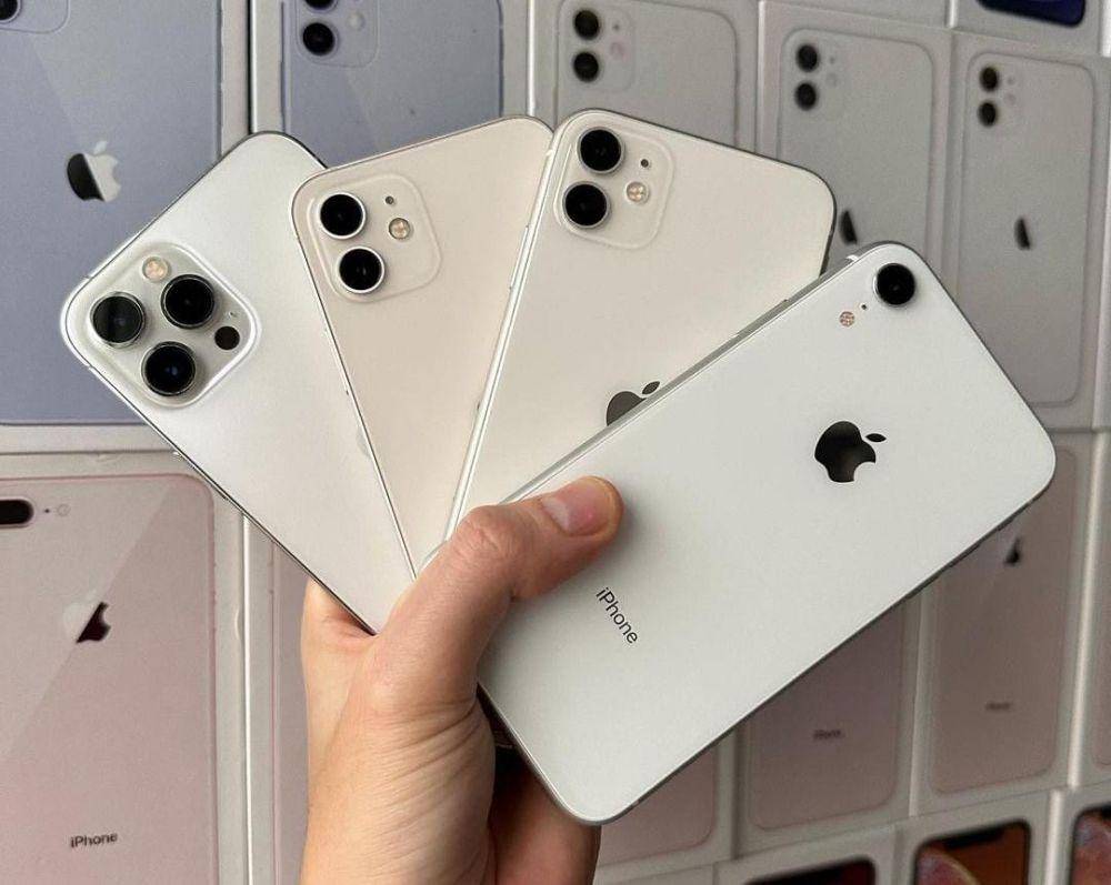 potret iPhone (instagram.com/apple_store_ukp)