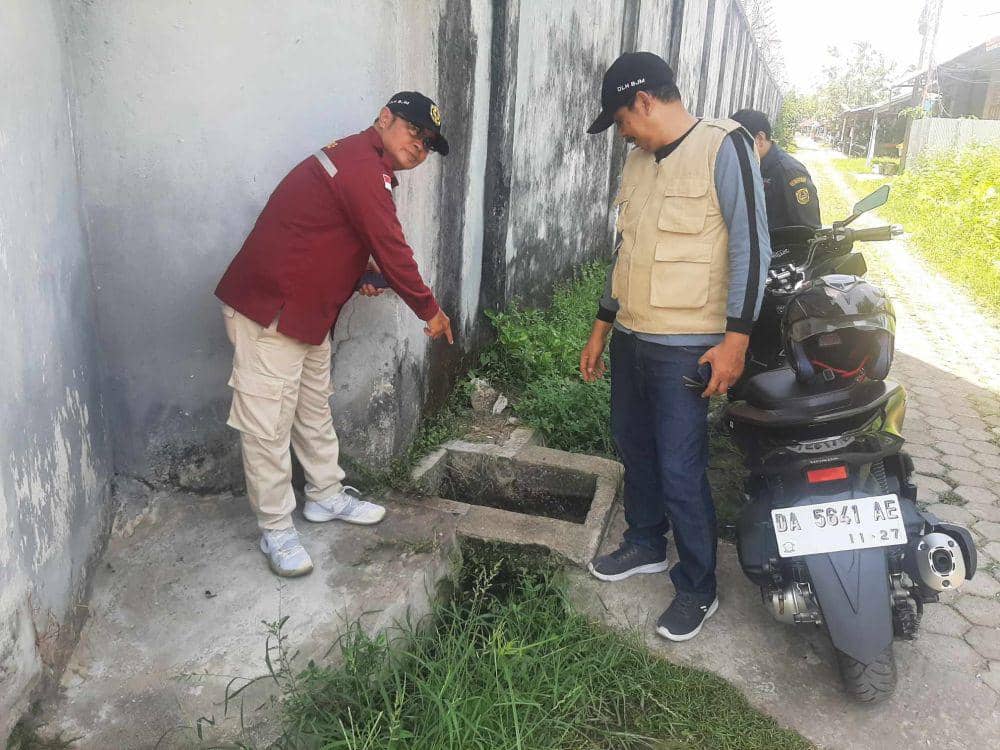 Saluran pembuangan air limbah yang diduga dari Lapas Teluk Dalam.