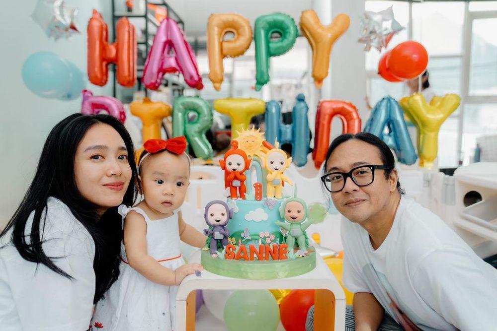 8 Momen Perayaan Ultah ke-1 Sanne Anak Dea Ananda, Bertema Teletubbies
