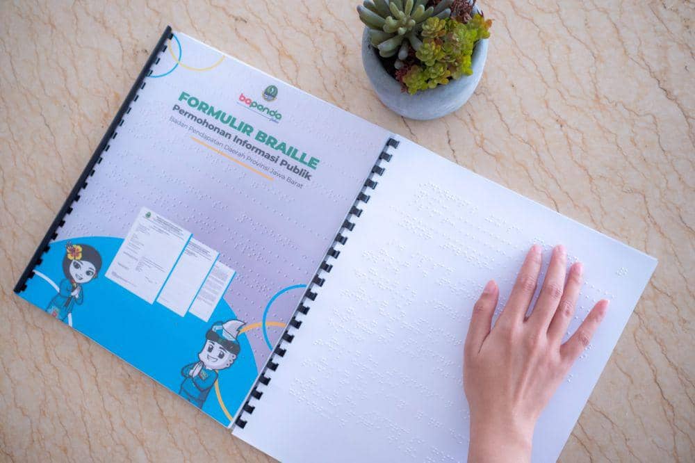Bapenda Jabar Beri Pelayanan Informasi Ramah Disabilitas