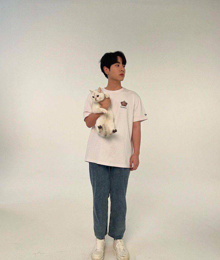 potret Mix Sahaphap (instagram.com/mixxiw)