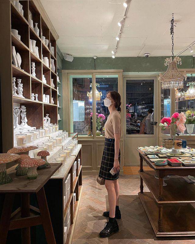Yoona SNSD (instagram.com/yoona__lim)