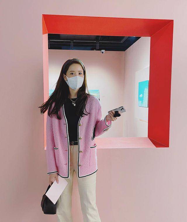 Yoona SNSD (instagram.com/yoona__lim)
