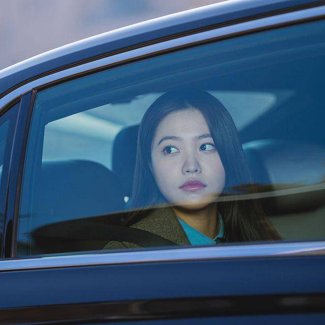 Still cut drama Bitch X Rich (instagram.com/koktv_official)